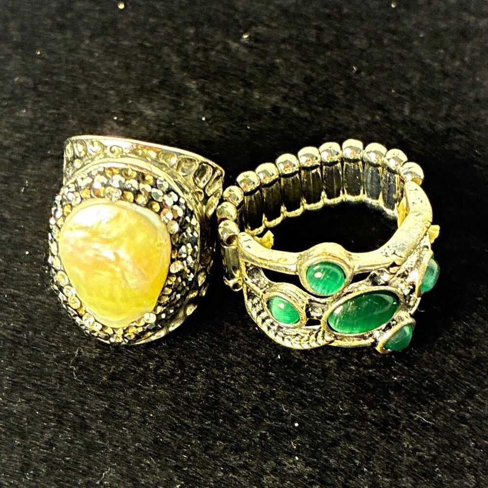 Lot 2 Silver-Tone Adjustable Stackable Rings Green Oval Bezel Yellow Cabochon
